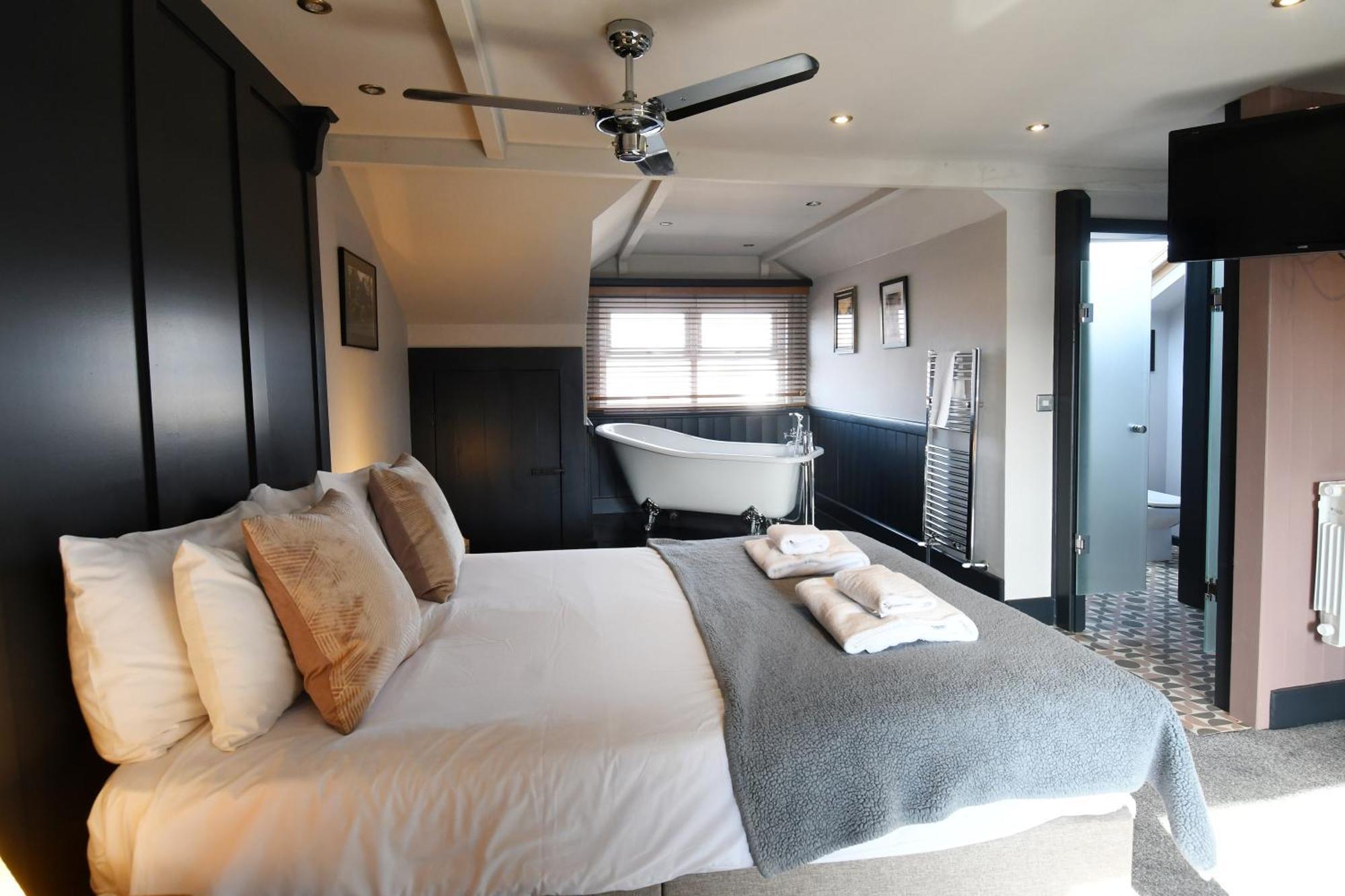 The Inn At Cheltenham Parade Harrogate Buitenkant foto