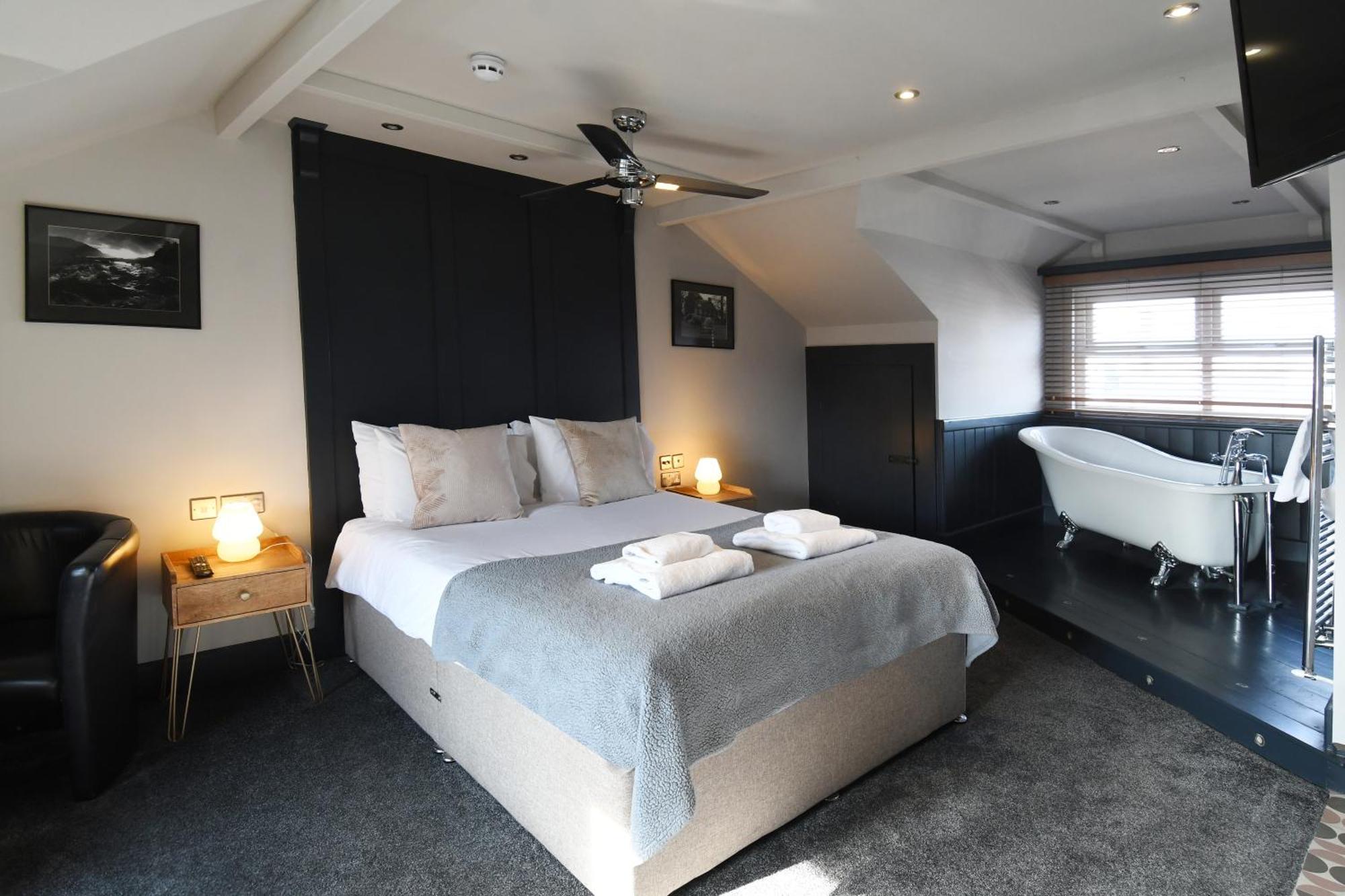 The Inn At Cheltenham Parade Harrogate Buitenkant foto